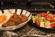 【画像】ワイのお昼ごはん手作りカレー