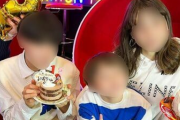 家族系Youtuberの2歳児がスシローで醤油差しをペロペロしゃぶる動画が炎上