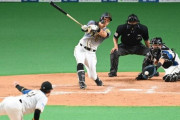 阪神・佐藤輝明がプロ初の１試合４三振