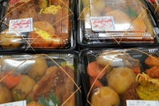 韓国人「韓国人が日本で衝撃を受けた『弁当』がこちらです‥（ﾌﾞﾙﾌﾞﾙ」→「コスパが凄過ぎる」　韓国の反応