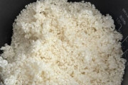 【画像】「洗ったお米に水を入れずに炊飯してしまいました…。これはもうどうしようもないですか？」