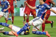 【W杯】物議の日本代表決勝ゴール、海外では検証動画が続々「理解すべきは球形であること。角度は目を欺く」