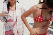 【画像】この女の子の着てる水着って何気にエチチだよなｗｗｗｗｗｗ