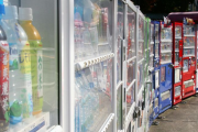 海外「日本の自動販売機の数は30人に1台の割合である」日本の治安の良さがなせる業！