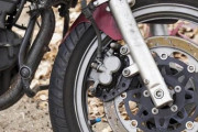 バイクのブレーキキャリパー取り付けって何が必要？