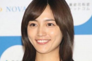 川口春奈さん「カフェでランチしてる人がわんさかいてガッカリ」