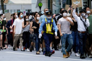 外国人「日本でも人種差別や警察の暴力反対デモが行われてるぞ！」
