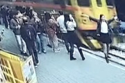 【動画】バカップルさん、列車と写真を撮ろうとして大事故に(´･_･`)