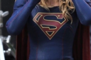 【画像】スーパーマンさん、メスになるwwwwww