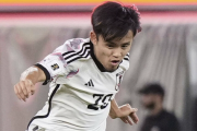 日本代表のトップ下は久保建英か鎌田大地か 選択肢が増えたことこそＷ杯予選の収穫