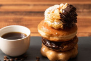 ミスタードーナツ食べ放題60分2000円、屈強な男たちを次々とギブアップさせてる模様