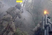 【動画】ロシア軍が陣取る塹壕を襲撃したウクライナ兵のPOV（長編）