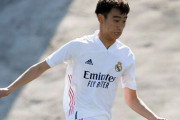 レアル中井、トップチームでの"練習参加ショット"公開…ベンゼマ、アザールらと競演