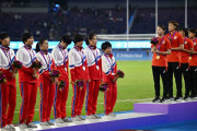 【アジア大会サッカー】 女子表彰式で日の丸に背を向けた北朝鮮を中国メディア称賛「決意を示した」