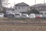 【動画】 車に「謎のチラシ」が貼られたという訴えが相次ぐ ⇒ 誰が何のために？ 直撃取材で衝撃の事実が明らかに