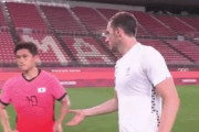 【ｗ】ＮＺvs韓国、韓国人の握手拒否が世界各国で物議ｗｗｗｗｗｗｗｗｗｗｗ