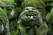 海外「長く見てると怖くなってくるね…夜になると動き出すんでしょ？」京都、愛宕念仏寺で見られる1200体の羅漢像（海外の反応）
