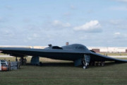 １機2700億円の戦略爆撃機「B-2」が緊急着陸に失敗して破損…ホワイトマン米空軍基地！