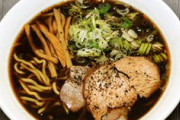 富山ブラックラーメンとかいう唯一マズイラーメン