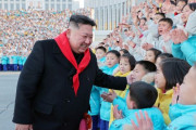 「感謝する理由がない」北朝鮮の小学生が金正恩称賛に反発…教師も両親も驚愕！
