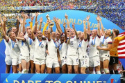 女子サッカー米国代表、「男子と待遇格差」調停は不調に
