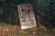 山奥で支離滅裂な不気味すぎる看板を見つけたんだが・・・・（画像あり）