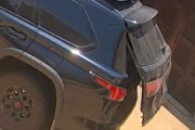 【動画】欠陥？パワーリアゲートでガラスが粉砕されてしまうトヨタ・セコイア。