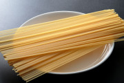 「国民の主食はパスタになったんだあああ米はオワコン！！！ぎゃおおおおおん！！」←これ本気で言ってる奴結構いるよな