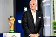 FIFA会長「W杯が商業的に成功した。3年に1度の開催を提案する」←これどうすんの？