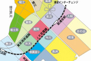 ディズ〇ーの近くに引っ越したら、知らない家族が訪ねてきた。女「あれ？〇村さんは？」俺「（前の住人のこと…？）私は先月に引っ越して来たばかりなんですけど…」女「え？困ったな…私たち、この家に泊まろうと思って来たんですけど…」俺「！？」　→　当然、断ったが……