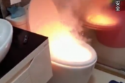 【！？】中国の自宅トイレの便器から突然火が噴出 → 中国メディア「便器爆発は別に珍しいことじゃない」