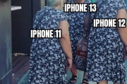 【朗報】iPhone13、スーパーキラキラカラフルクッキリディスプレイだった！！
