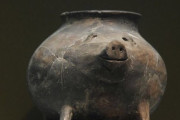 【画像】新石器時代(約6000年前)に作られたブタの模型が可愛すぎるｗｗｗｗｗｗｗ