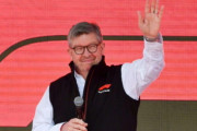 FIA、来季からF1チーム代表とレースディレクターの無線連絡を禁止へ、ロス・ブラウンが言及
