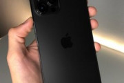 iPhone 13 Pro/Pro Maxのマットブラックがめちゃくちゃカッコいい