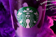 外国人「日本のスタバには紫芋のハロウィン商品があるらしいぞ！」