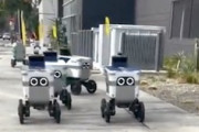 【動画】アメリカの宅配ロボットさん、めちゃくちゃされてしまうｗｗｗｗ
