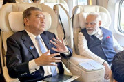 石破首相、インドのモディ首相と新幹線乗車…「日本式」の技術力や安全性アピール