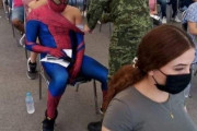 【画像】スパイダーマン、無事ワクチン接種完了