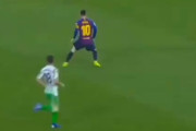 【動画】メッシがレアル・ベティスのファンにトラウマを与えた試合