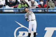 阪神熊谷ジャンプで好守！公式戦初の外野で見せ場