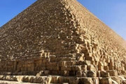 【速報】ピラミッド、新たな『構造物』が発見されてしまう！！
