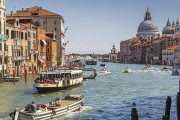 友達とイタリア旅行行くつもりなんやが