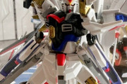【ガンプラ】 HGマイティーストライクフリーダムとインフィニットジャスティス弐式の実物が展示！、他