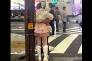 【新宿】ロリータ中国人女さん新宿西口でブチギレまくってしまう(°_°)