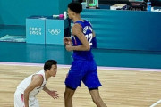 外国人「日本とフランスのバスケ選手の身長差がエグすぎる」