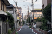 「バカが作った道」じゃない！住宅街の“くねくね道”に隠された驚きの理由