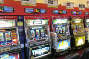 1日定額制でコインレスのスロのみのゲーセンって面白い？