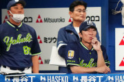 ヤクルト、1イニング2落球から3失点に高津監督「ミスからの失点は痛い」