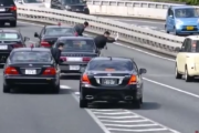 首相のお通りだ！日本の首相が道路に合流するときの様子を撮影してみた。海外の反応